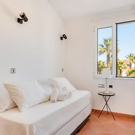 Blanc Villa *